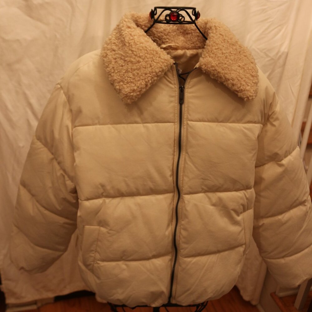 Urban Outfitters Duckie Faux Shearling Collar Puffer Jacket Ivory.